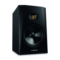 ADAM T8V -- �������� 2-� ��������  �������, 1.9 U-ART ��, 8? ��, 90 �� [RMS], 33 �� � 25 ���, 118 ��