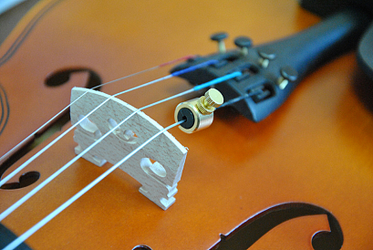 МОЗЕРЪ DMTC 2 -- устройство для подавления волчкового тона для виолончели