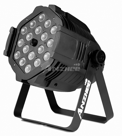 ANZHEE P18x18-ZOOM -- ������������ ��������� 18 ��. ����������� �� 18 �� / RGBWA+UV/ 10�-60� / ���